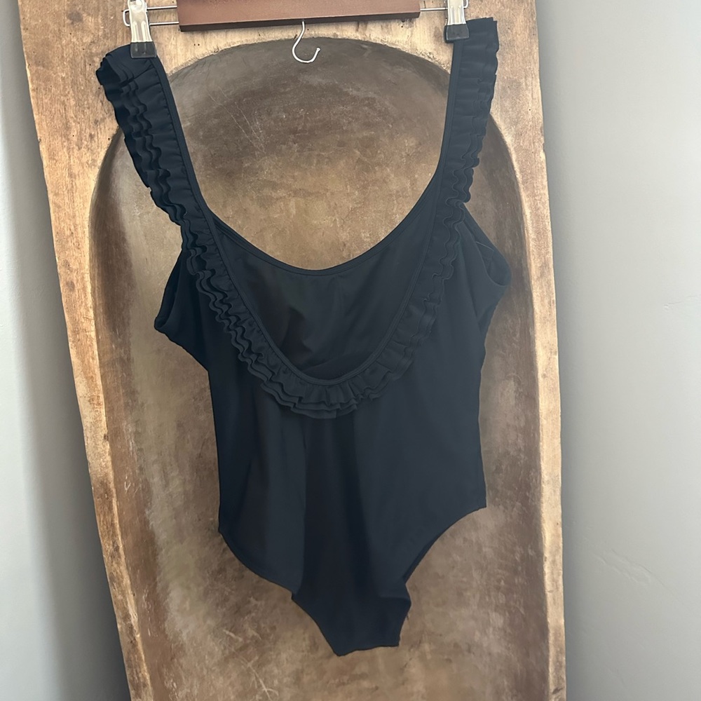 Women's Sugar Coast Ruffle One-Piece Swimsuit - Picture 4 of 5